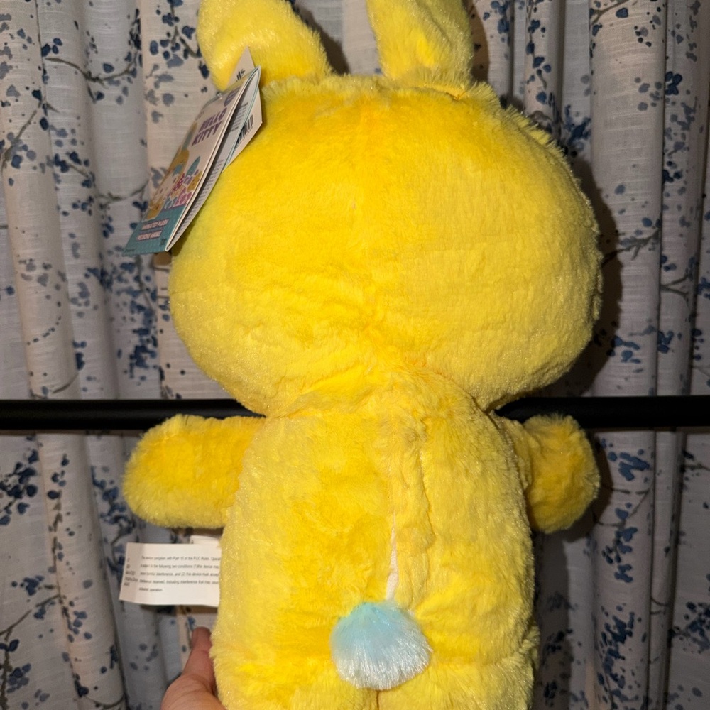 Hello Kitty Easter Side Stepper - Picture 2 of 2